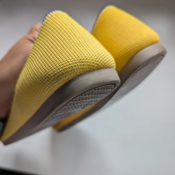 Rothy’s The Point Sunshine Yellow Flats 8 Woman’s - Picture 4 of 7